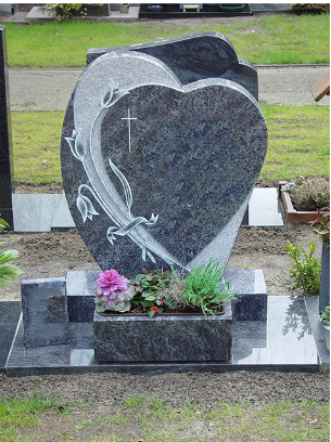 La tulipe flower tombstone carving