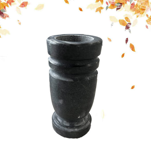 262-1 Noir Fin honed vase